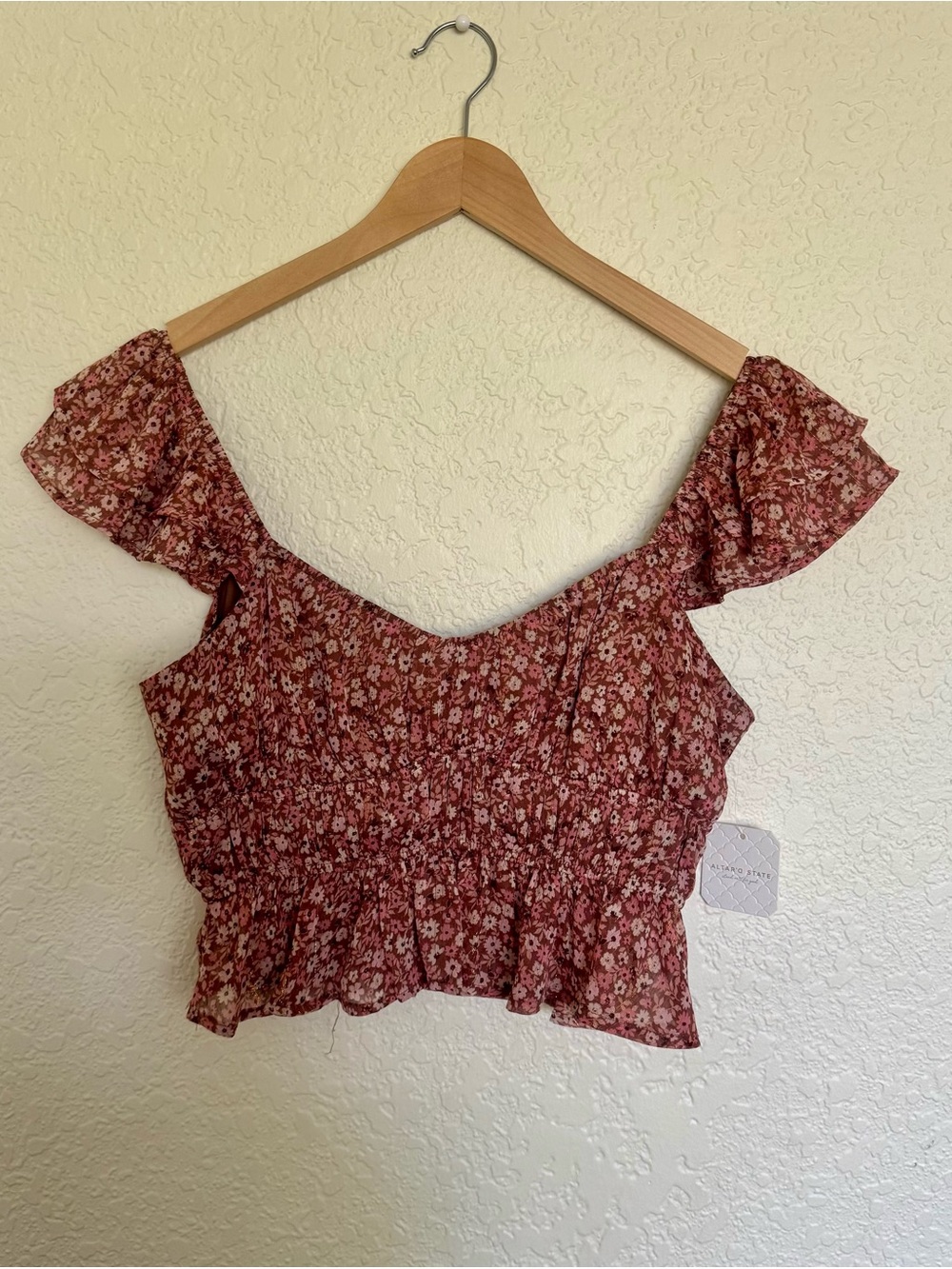 Altar'd State L brown pink floral crop top with sleeveless ruffle